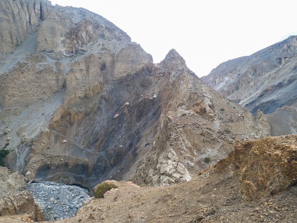 Path To Shimshal Pass | Hunza Explorers | Image #4/4 | 