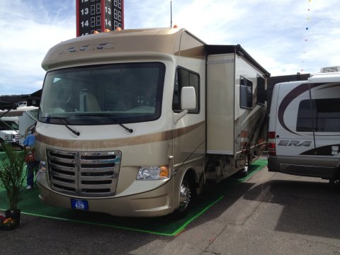 Image #3/5 | Privately Owned 2013 Thor ACE 30' Class A RV