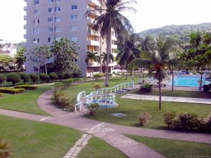 Ocho Rios beachfront resort condo