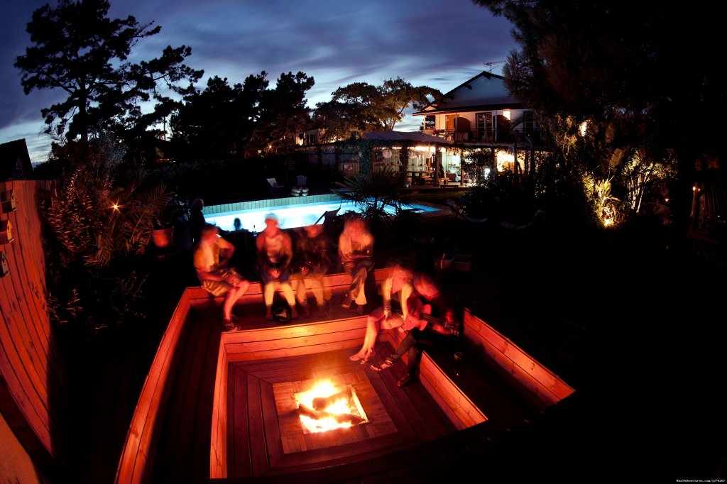 Night at the fire place | Surf & Yoga | Image #7/26 | 