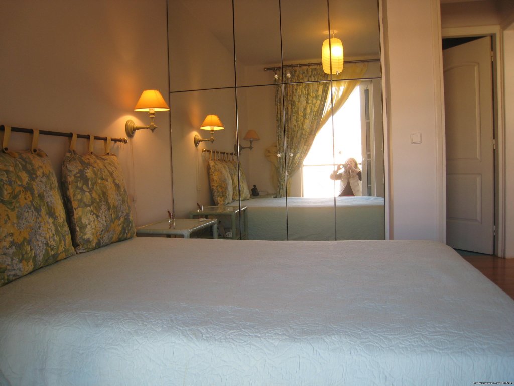 The bedroom | Holiday Apt- panoramic views of the Athens Riviera | Image #14/20 | 