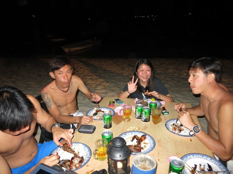 BBQ by the sea | Alantis Bay Resort, diving paradise in Malaysia | Image #6/14 | 