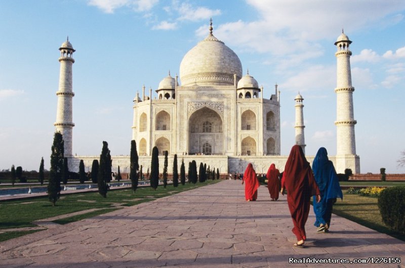 Tajmahal in Agra. India | India Tour | Varanasi, India | Sight-Seeing Tours | Image #1/1 | 