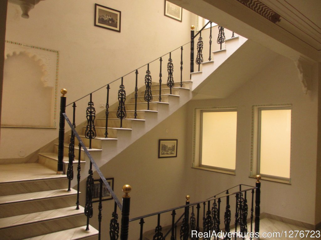 The staircase | Hotel Boheda Palace - | Image #17/21 | 