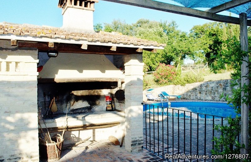 Outdoor barbecue | Old stonehouse with pool in the heart of Italy | Image #2/7 | 