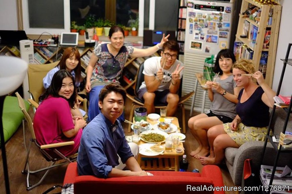 Our Guests | BnB Guesthouse GET Hongdae, Seoul | Seoul, South Korea | Bed & Breakfasts | Image #1/17 | 
