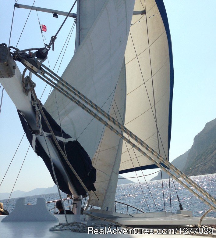 Sailing | Authentic way to enjoy Greek islands like Odysseus | Image #10/14 | 