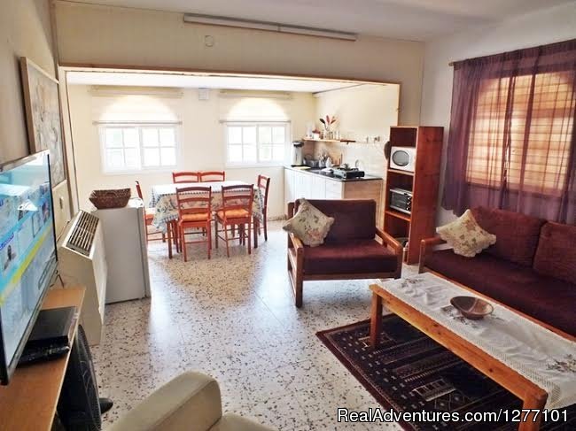 Livingroom | Jordan valley Vacation Apartment | Image #3/13 | 