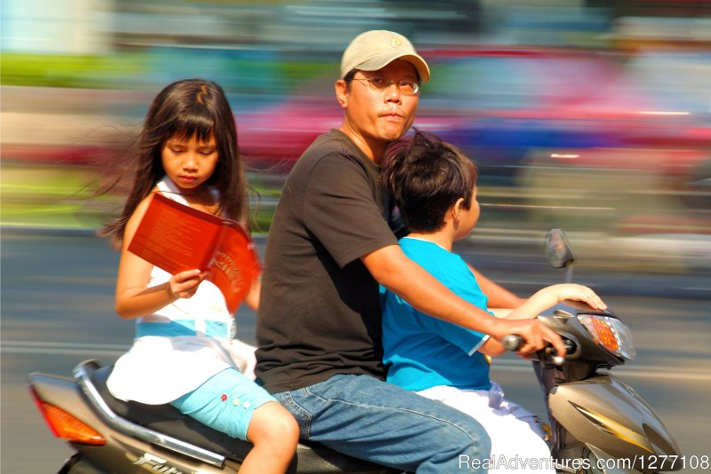 Vietnamese people | Good Morning Ho Chi Minh City | Image #8/10 | 