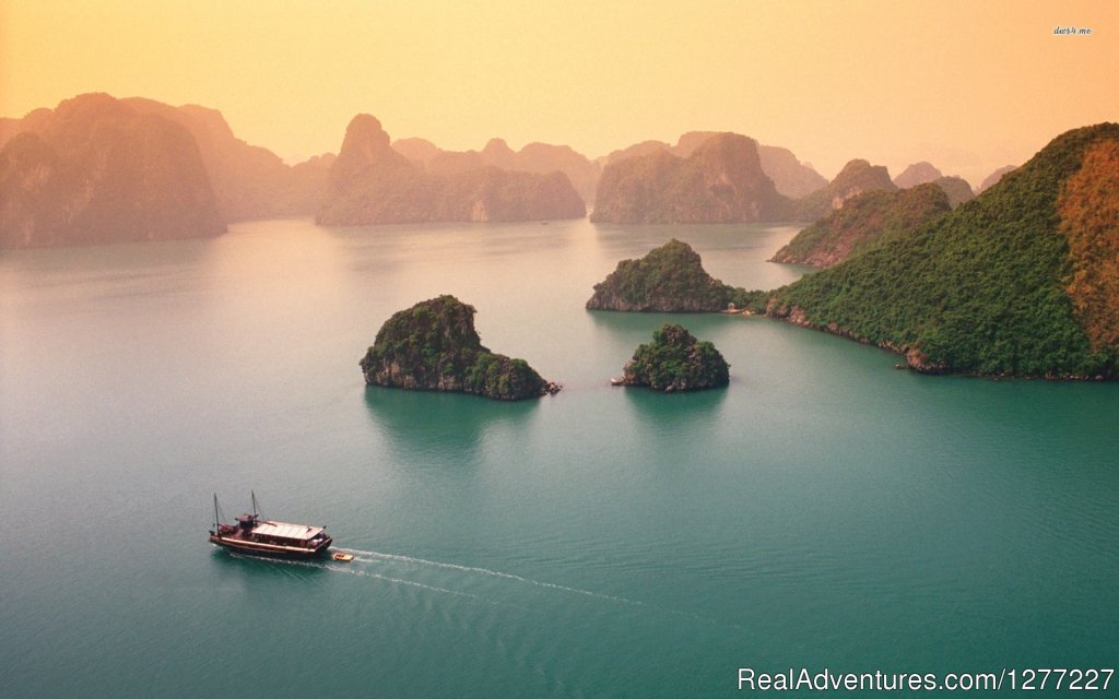 Halong Bay Cruises | Hanoi, Viet Nam | Cruises | Image #1/17 | 