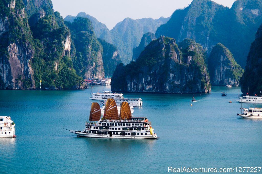 Halong Bay Cruises | Image #5/17 | 