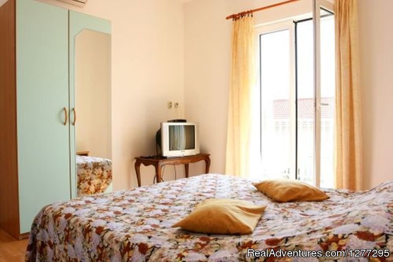 Bedroom - ''Green Paradise'' apartment | Experience the magic of the Island Hvar | Image #5/25 | 