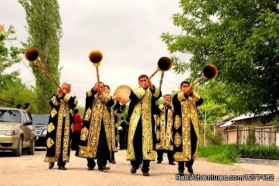 Main Uzbekistani wedding musical instrument