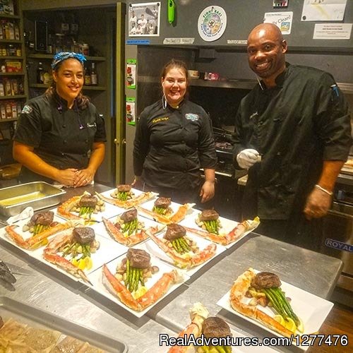 Our chef team of 3 delivers! | Wilderness Place Lodge | Image #7/25 | 