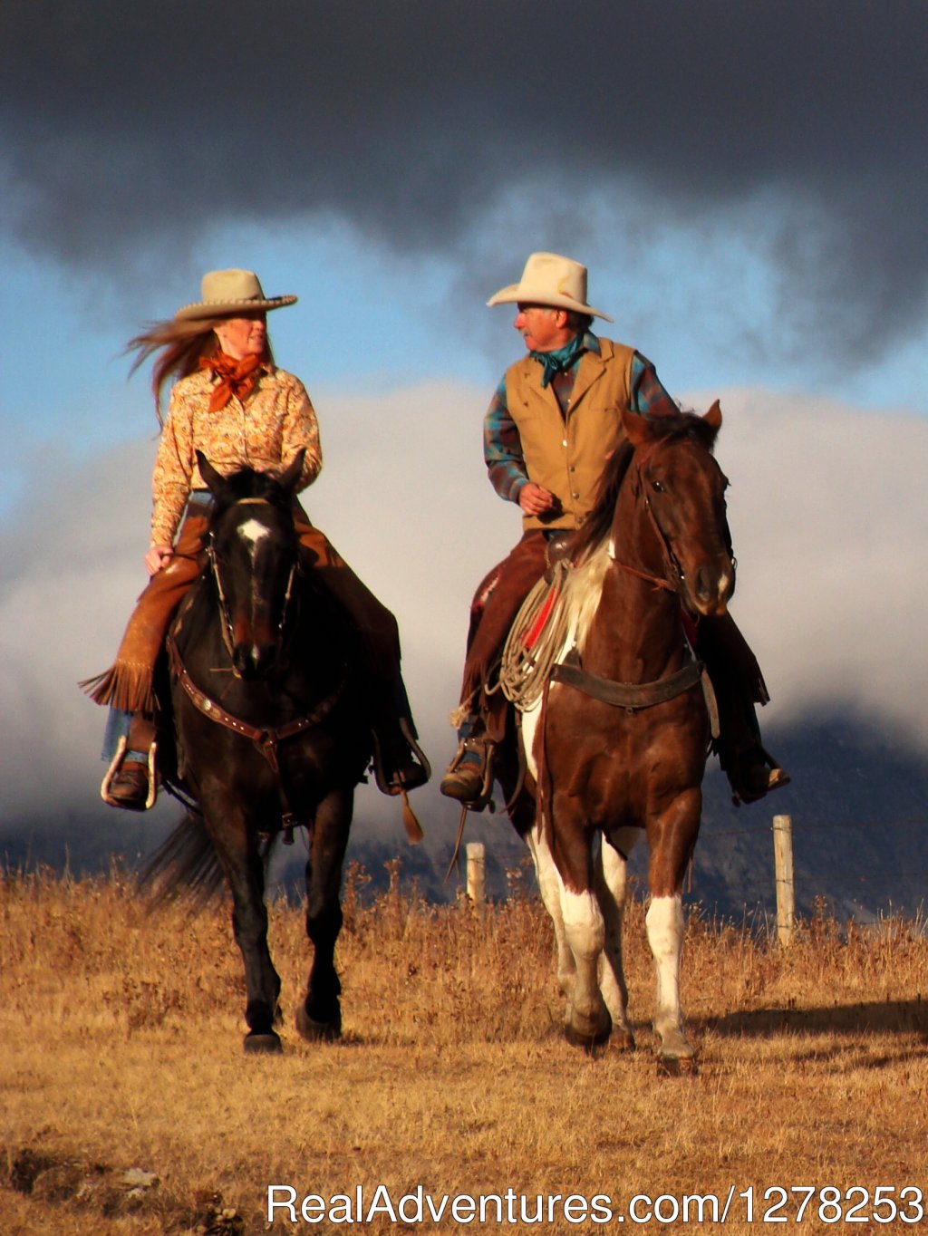 Trail Riding | Sierra West Cabin & Ranch Vacations | Image #2/4 | 