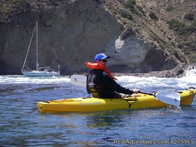 Kayaking at Willows Anchorage | Sail Channel Islands | Image #5/22 | 