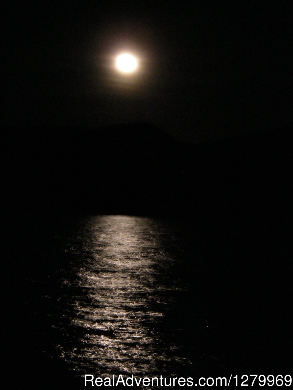 Moonrise at Smugglers | Sail Channel Islands | Image #16/22 | 