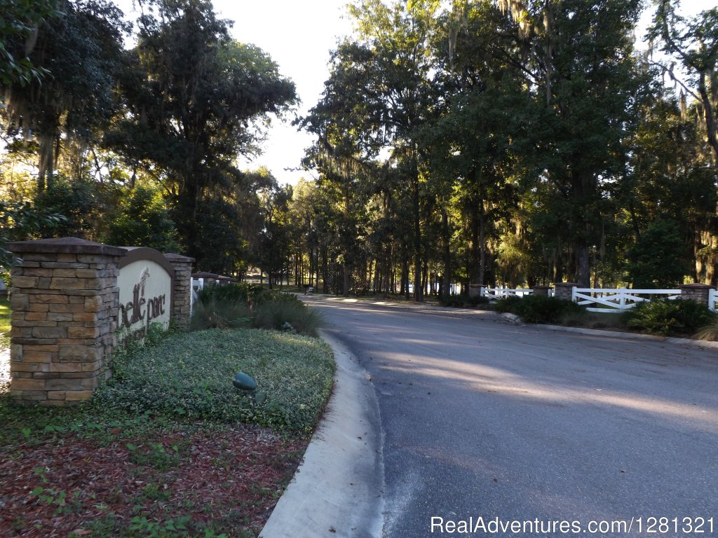 Entrance | Belle Parc RV Resorts | Brooksville, Florida  | Campgrounds & RV Parks | Image #1/7 | 