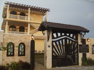Hamilton Oceanview Villa | Da Nang, Viet Nam