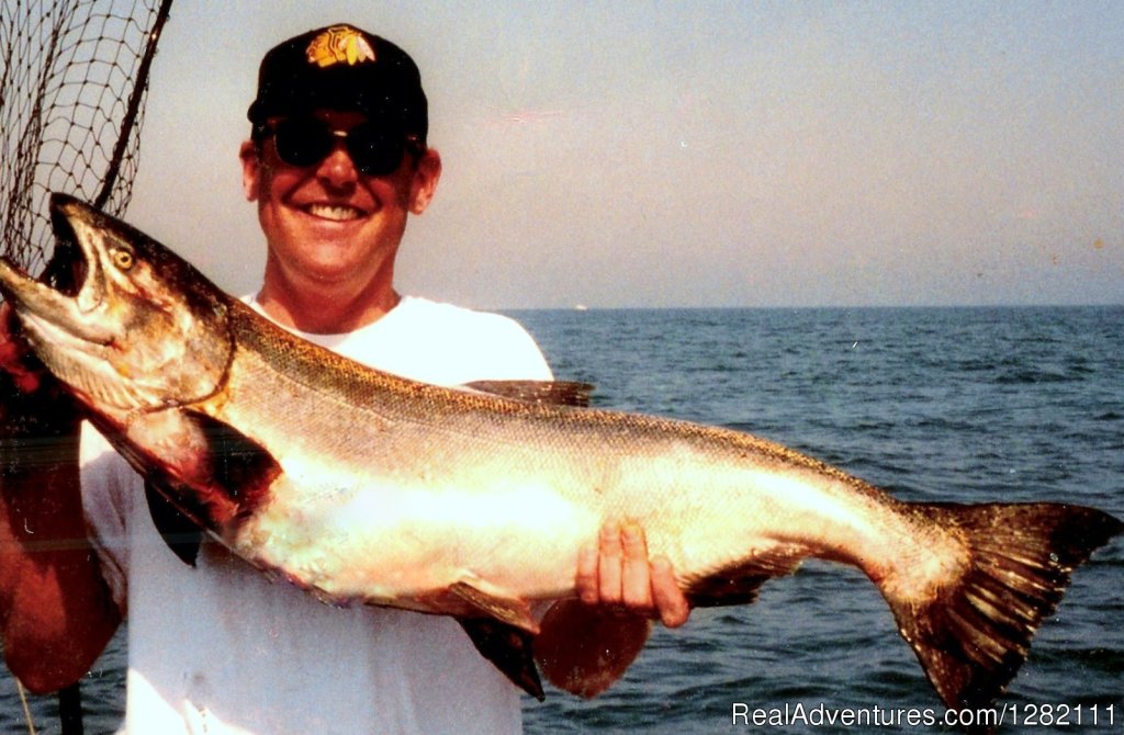 Kevin's 29 lb King Salmon | Small groups, Big catches with Wild Dog Good Guyde | East Chicago, Indiana  | Fishing Trips | Image #1/8 | 