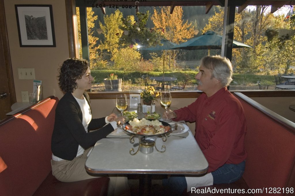 Dining at the Syringa Cafe at River Dance Lodge | River Dance Lodge | Image #12/20 | 