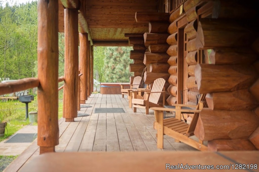 Cabin Deck of Three Bedroom Duplex Cabin | River Dance Lodge | Image #15/20 | 