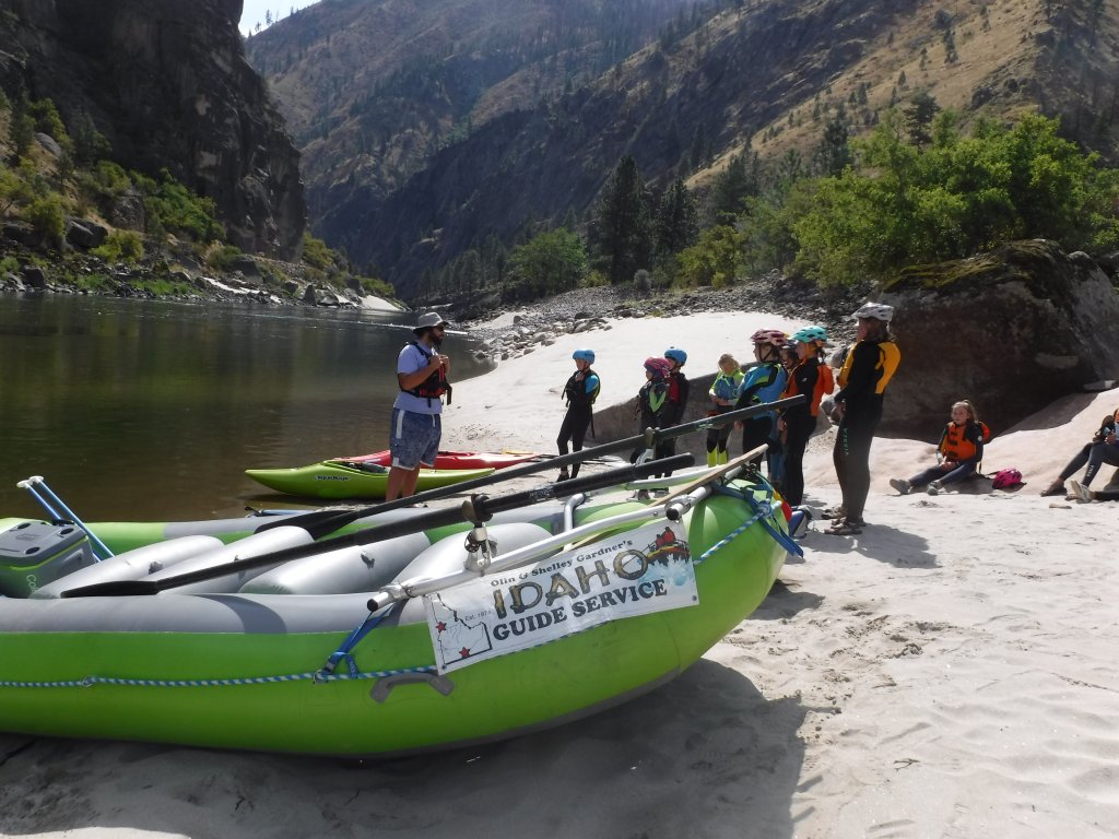 Salmon River Rafting | Idaho Guide Service | Image #4/4 | 