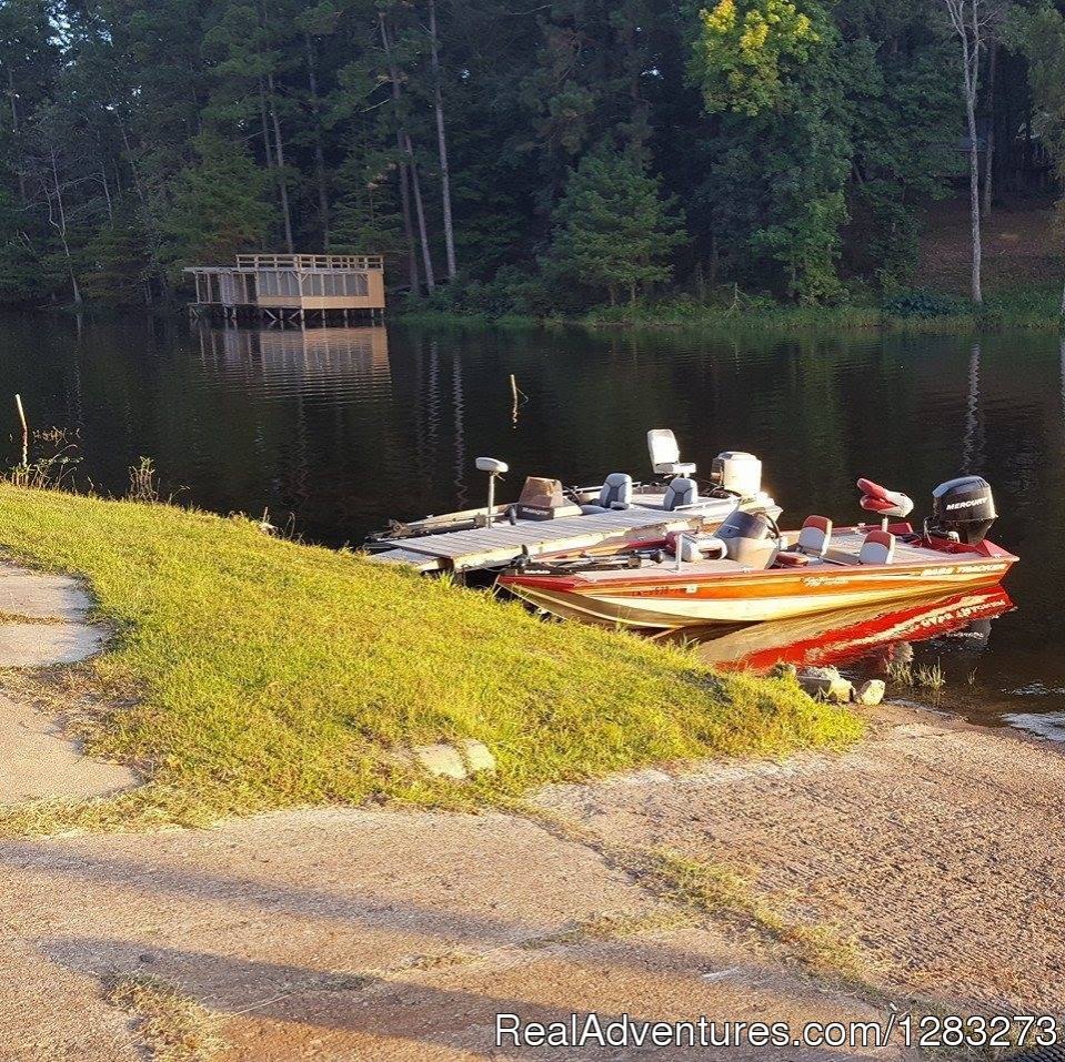 Hidden Treasure RV Boat Dock | Get The Best Sleep At Hidden Treasure RV Resort | Image #10/14 | 