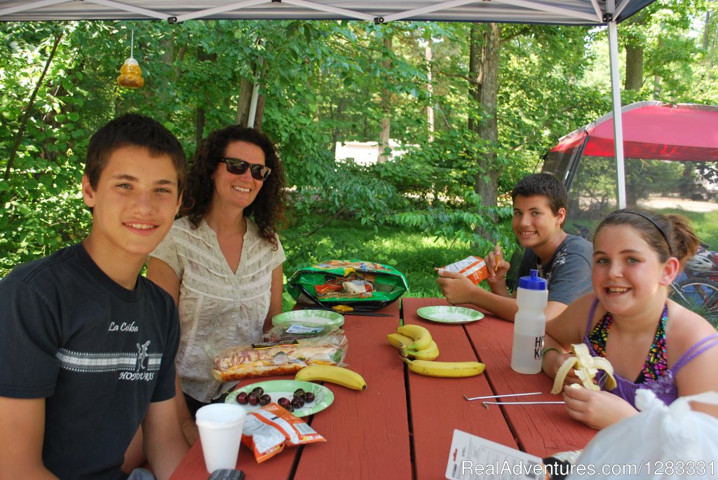 Family Meal Time | The Campgrounds at Sandy Cove | Image #14/22 | 