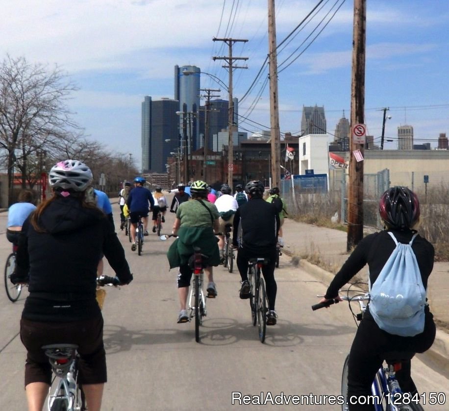 Bike Tour In Detroit | Motor City Brew Tours | Detroit, Michigan  | Bike Tours | Image #1/8 | 