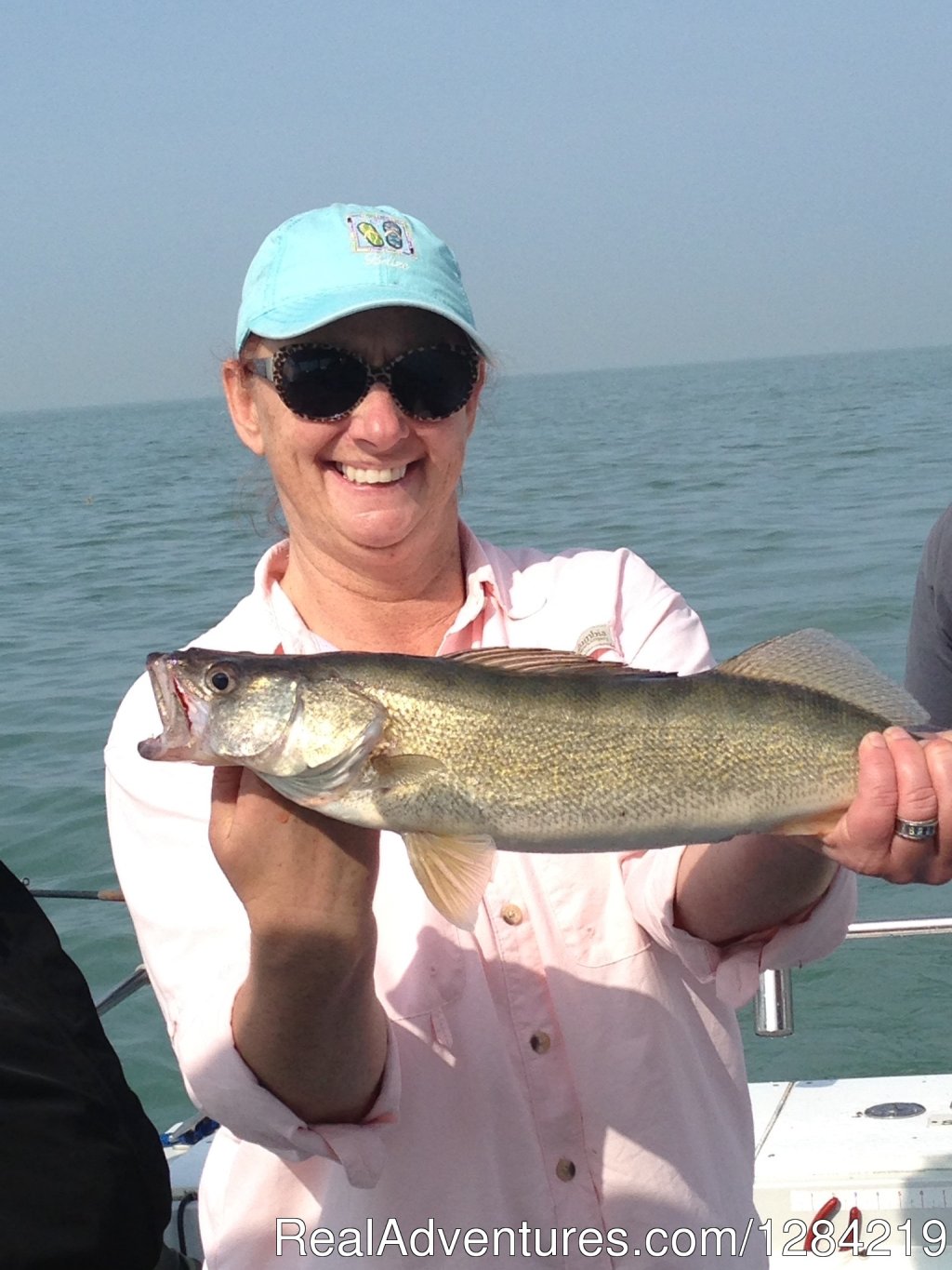 Lake Erie Walleye Fishing | Stray Cat Fishing Charters | Image #4/7 | 