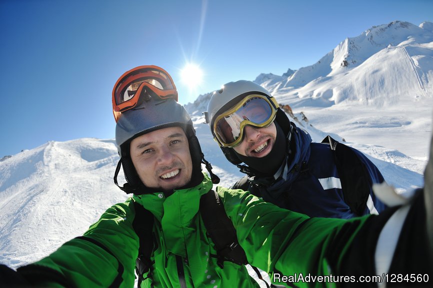 Smile | Single Ski Hub: Skiing and Snowboarding vacations | Image #3/7 | 