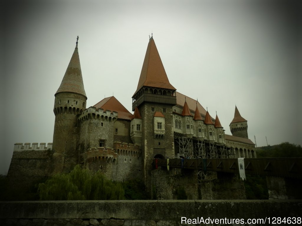 Hunedoara Castle | Discover Authentic Romania - 3 to 12 day tour | Bucharest, Romania | Sight-Seeing Tours | Image #1/26 | 
