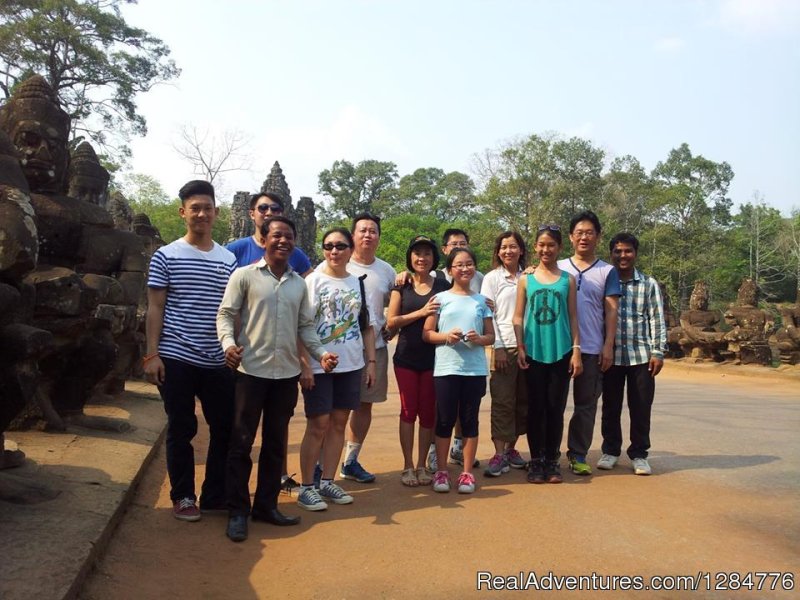 Tuk Tuk Family | Siem Reap, Cambodia | Sight-Seeing Tours | Image #1/14 | 