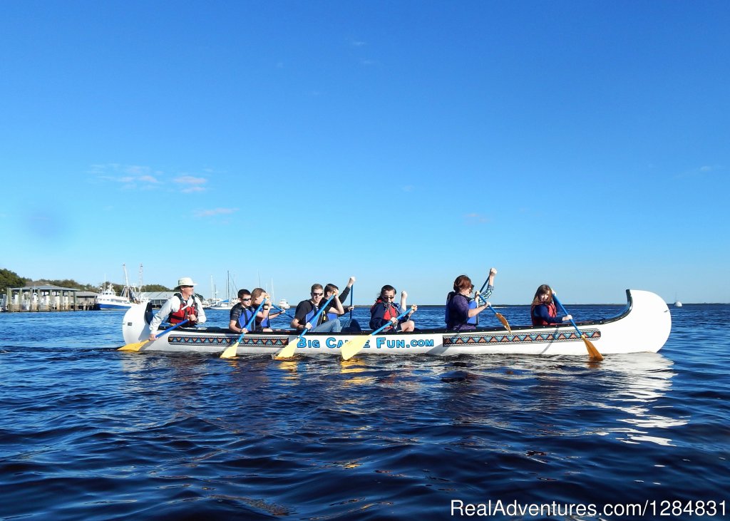 Guided Canoe Tour | Guided War Canoe Adventures for Groups | Image #5/7 | 