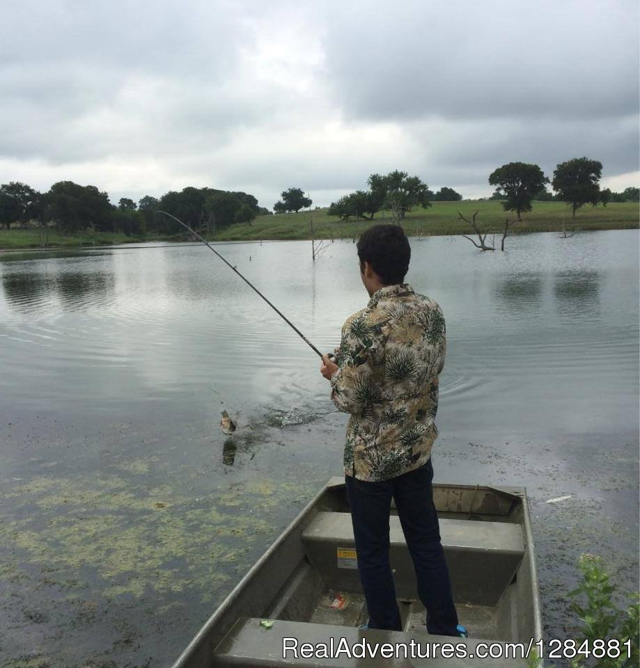 Cotton-Mesa-Whitetail-Fishing | Cotton Mesa Trophy Whitetail | Image #9/9 | 