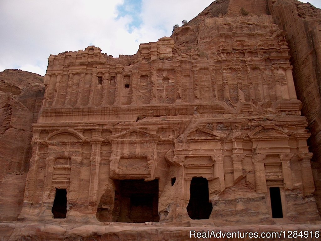 The Palace Tomb | Petra - The Rosey City - one Of the 7 wonders | Image #5/20 | 