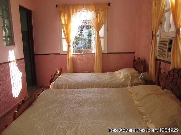 Room 2 | Hostal La Gallega | Image #5/8 | 