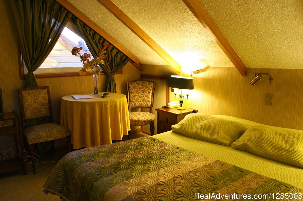 Superior Double Room - 3rd floor | Romantic German atmosphere Hotel in Vina del Mar | Image #4/15 | 
