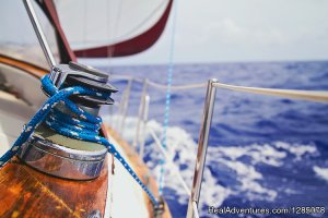 Luxury Sailing Yacht Charters | Chicago, Illinois Sailing | Adventure Travel Madison, Wisconsin