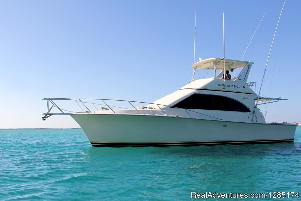 Private Fishing Charter & Sightseeing Yacht Trip | Bavaro, Dominican Republic | Fishing Trips | Image #1/19 | 