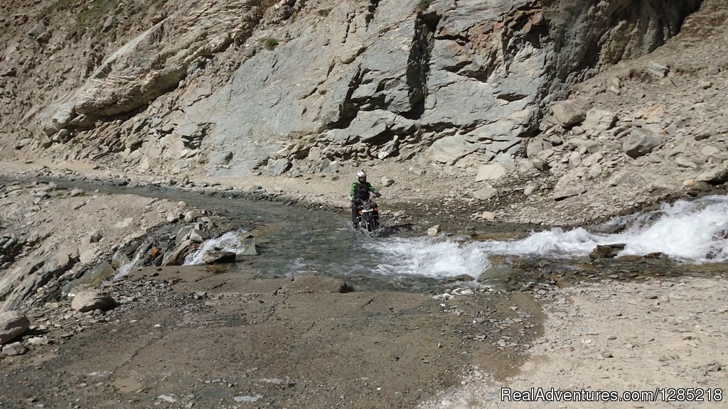 Ice cold water crossing in Himalaya/Ladakh | Motorcycle Tours India -Royal Bike Riders | Image #14/25 | 