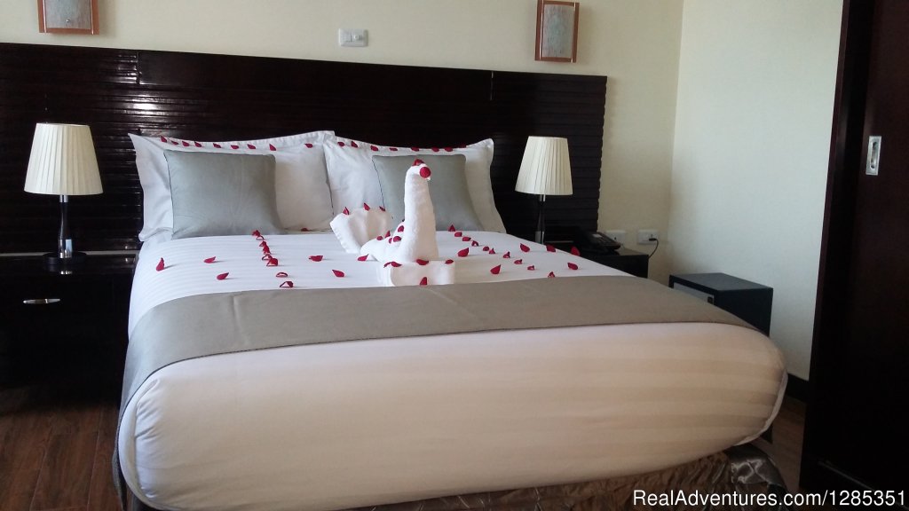 Classic Single Bed | Delano Hotel | Image #15/19 | 