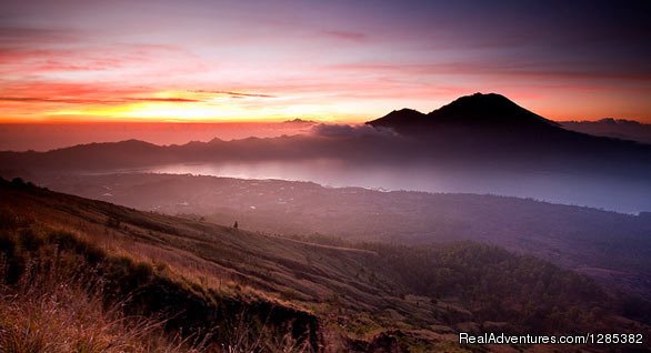 Sunrise And Stunning Morning Views | Mt.Batur Volcano Bali Sunrise Trekking | Image #2/2 | 
