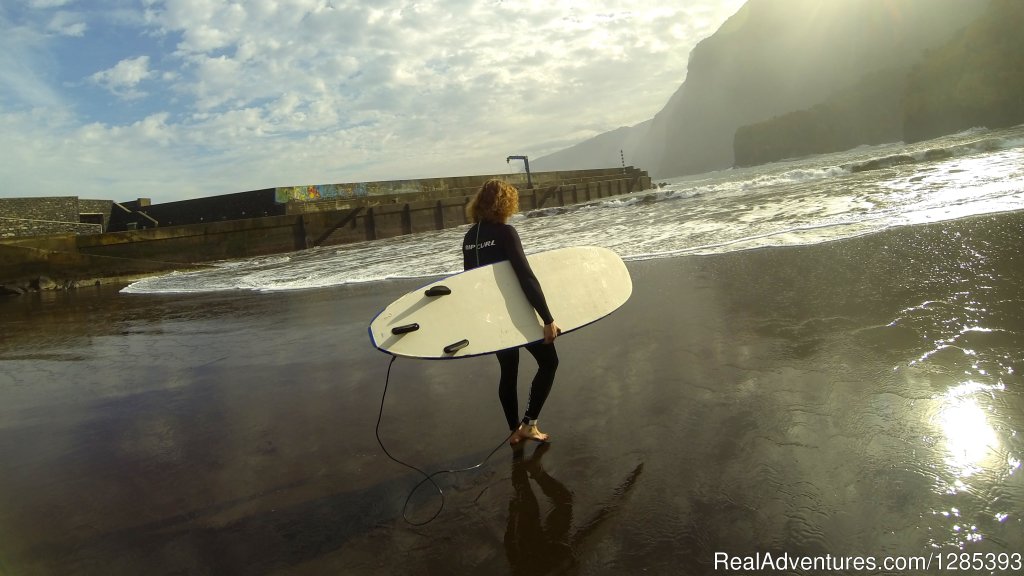 2MADEIRA Surfing camp | Surfing camp on Madeira Island 'Hawaii of Europe' | Image #8/9 | 