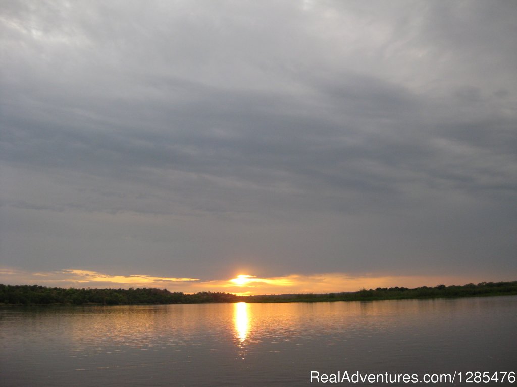 Sunrise - River Nile, Murchison falls national park | Kagera Safaris - Gorilla and Wildlife Safaris | Image #5/8 | 