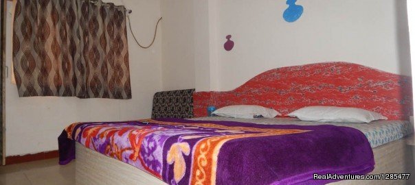Double Bed AC Room | Online Hotel and Accommodation Booking for Ujjain | Ujjain, India | Bed & Breakfasts | Image #1/7 | 