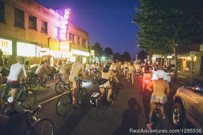 World Naked Bike Parage | The Liberation Tour to expand your Comfort Zone | Image #2/6 | 