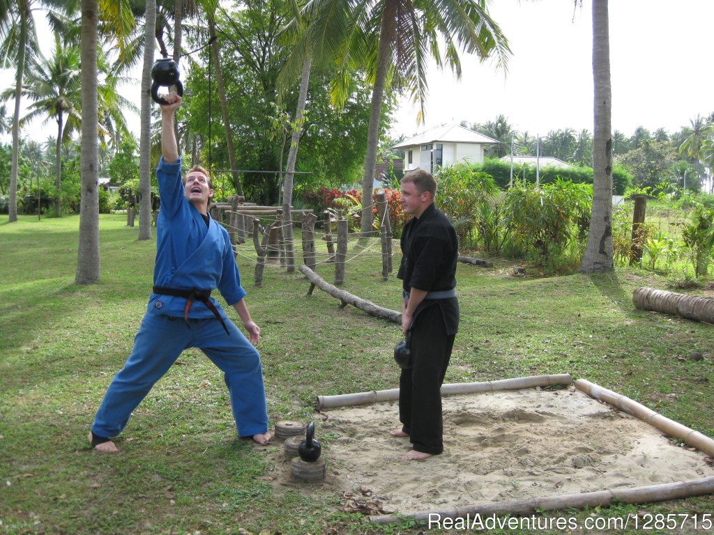 Kettlebell training | Ninja Martial Arts & Fitness Samui Thailand | Image #4/11 | 