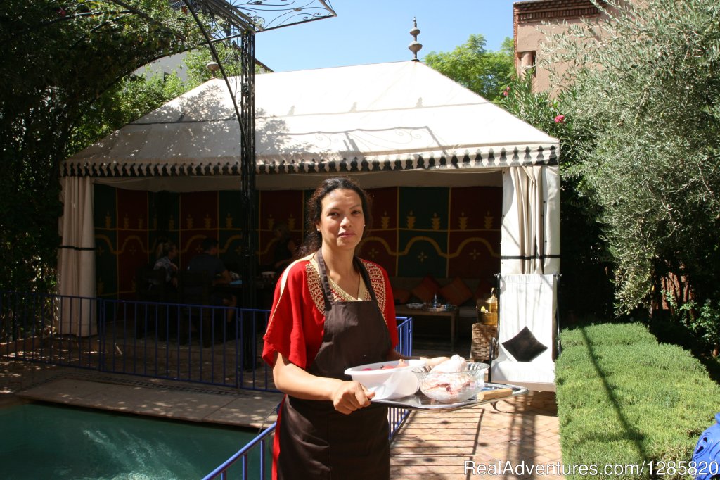 Chef and hostess, Fatim-Zahra | Marrakech Cooking School - Daily Cooking Classes | Image #16/23 | 